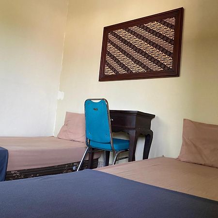 Good Feeling Banyuwangi Hostel Banyuwangi  Exterior photo