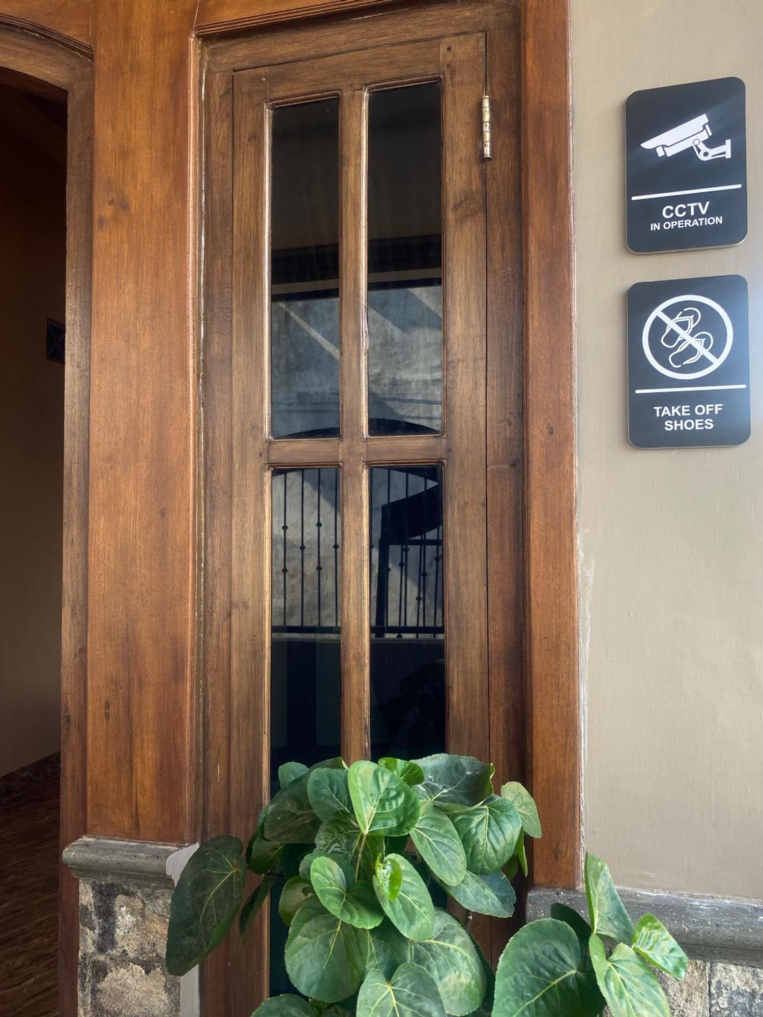 Good Feeling Banyuwangi Hostel Banyuwangi  Exterior photo