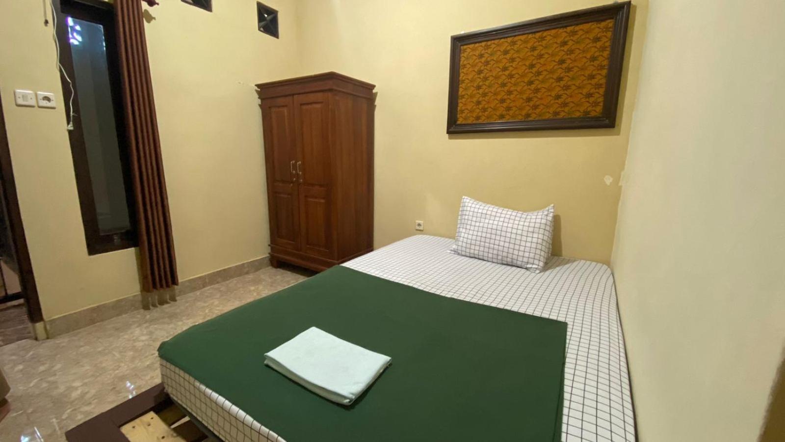 Good Feeling Banyuwangi Hostel Banyuwangi  Exterior photo