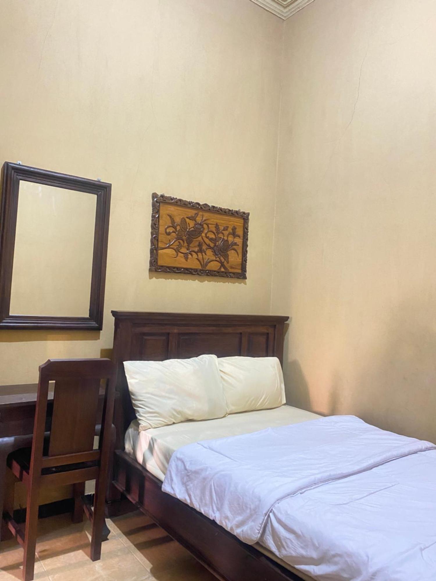 Good Feeling Banyuwangi Hostel Banyuwangi  Exterior photo
