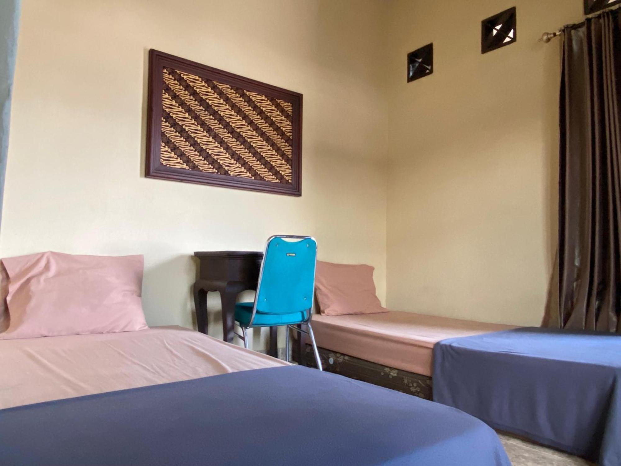 Good Feeling Banyuwangi Hostel Banyuwangi  Exterior photo
